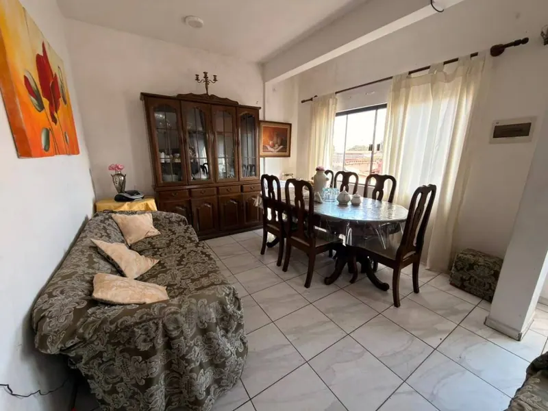 House with 3 apartments for sale on Av. Mutualista: foto 3 de 5