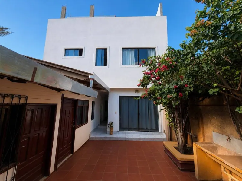 House with 3 apartments for sale on Av. Mutualista: foto 5 de 5