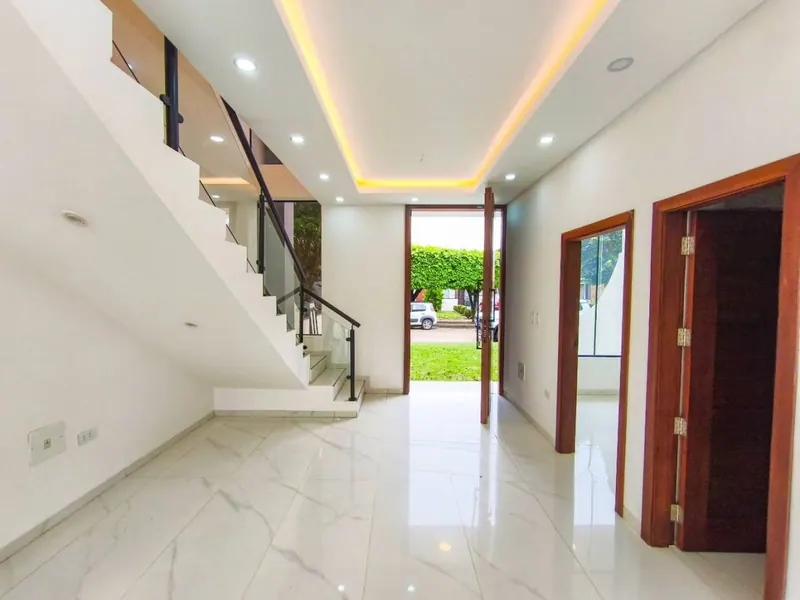 Casa en condominio de 3 dormitorios en venta en la Zona Este: foto 4 de 9
