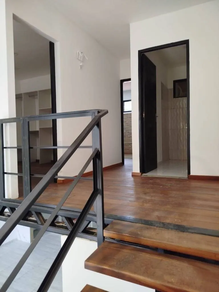 Casa tipo loft de 2 plantas en anticrético en la Zona Norte: foto 2 de 12