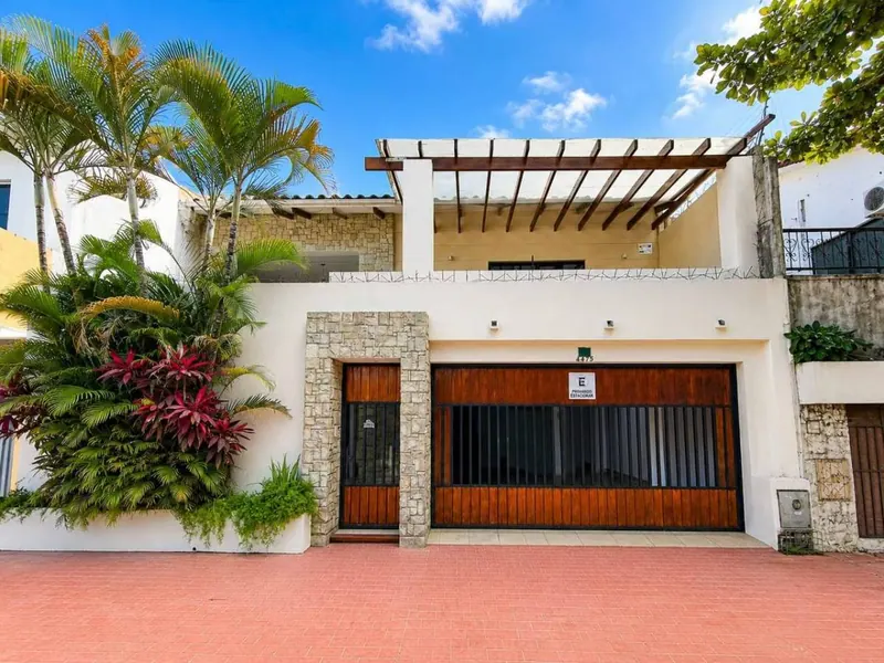 Casa en venta en la Zona Norte: foto 1 de 17