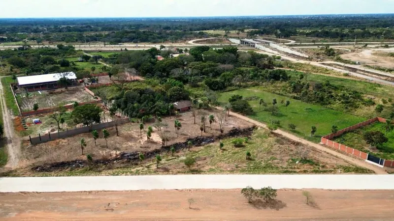 Terrenos en venta sobre la Av. Central, zona G77, 2.500 y 2.415 m²: foto 6 de 6