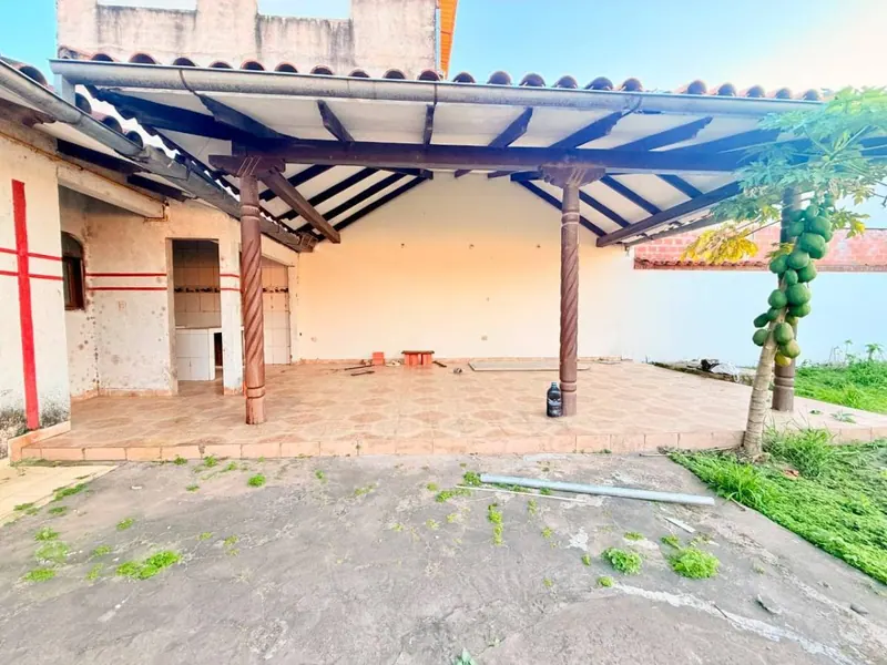 Terreno en esquina de 698 m² en alquiler en la Zona Oeste: foto 1 de 10