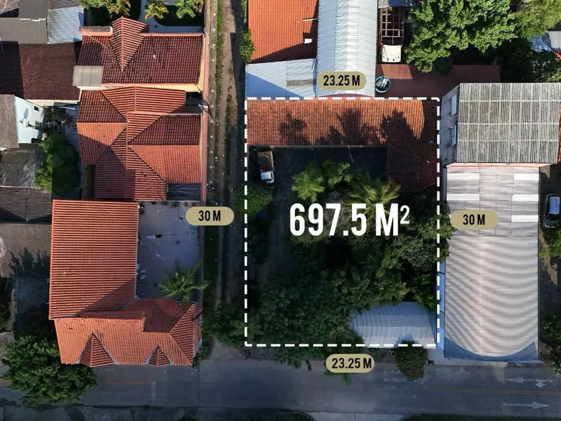 Terreno en esquina de 698 m² en alquiler en la Zona Oeste: foto 5 de 10