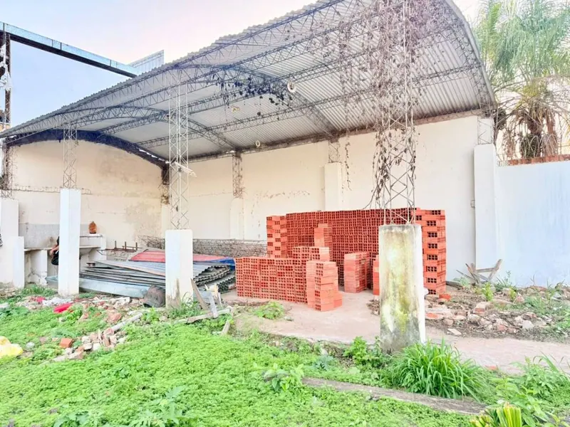 Terreno en esquina de 698 m² en alquiler en la Zona Oeste: foto 8 de 10