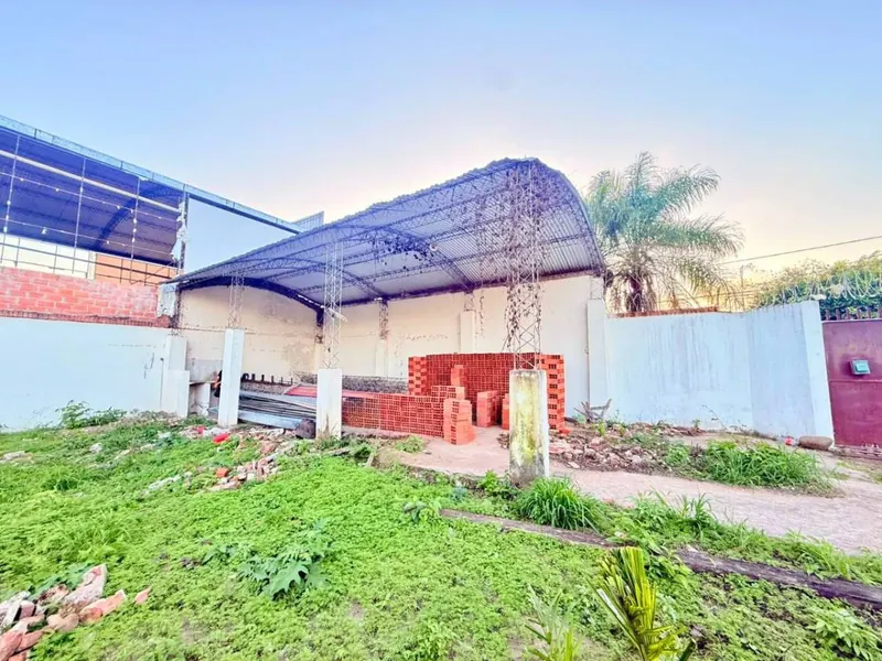 Terreno en esquina de 698 m² en alquiler en la Zona Oeste: foto 9 de 10