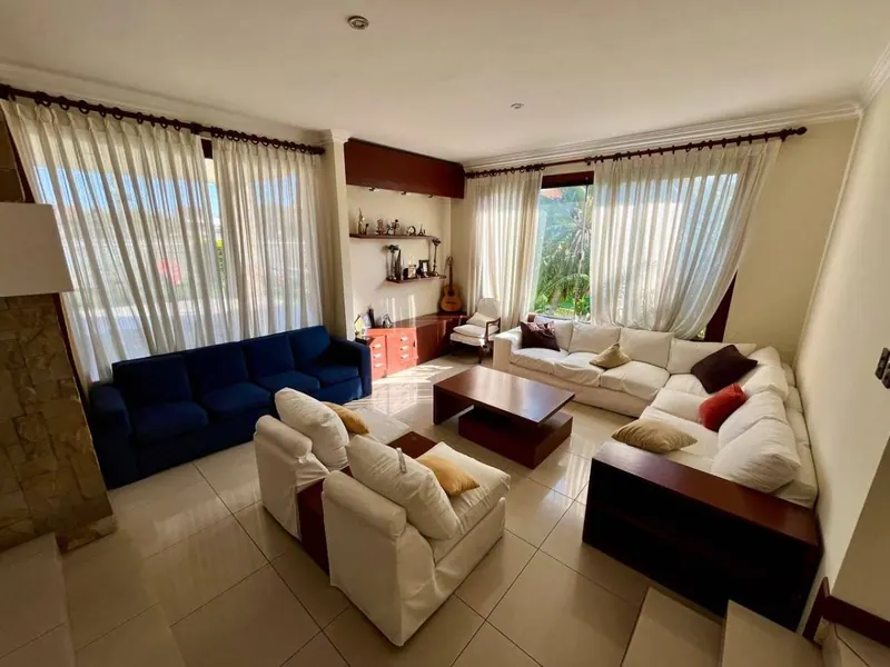6-bedroom corner house for sale on Av. Virgen Cotoca: foto 11 de 15