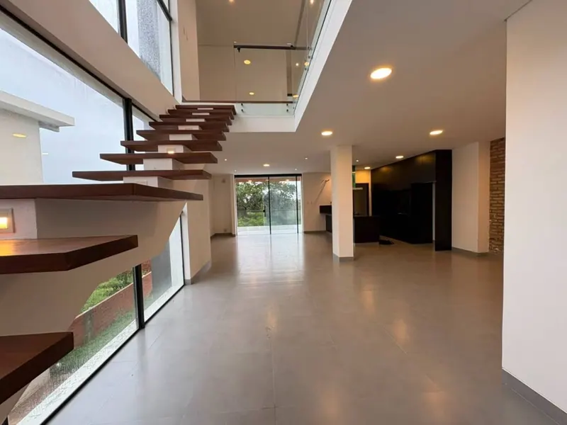 Casa a estrenar de 4 dormitorios en venta en Florida II, Urubó: foto 6 de 13