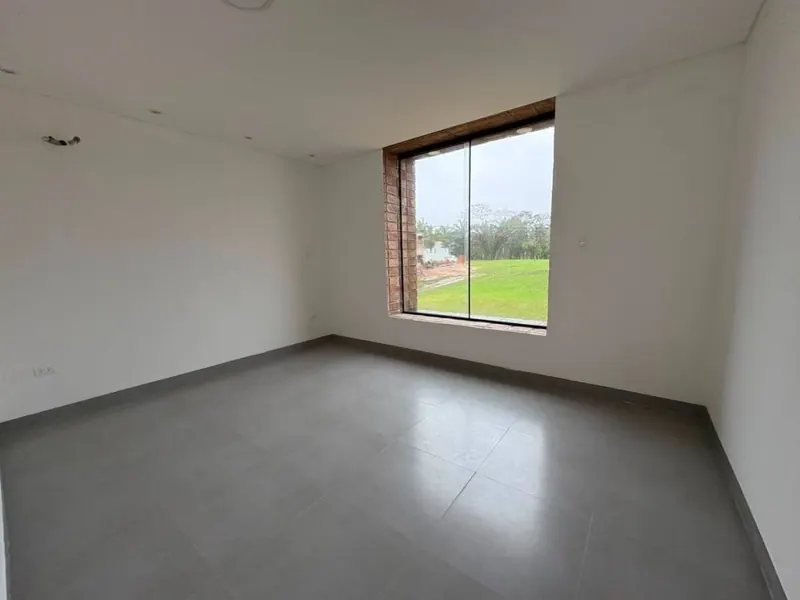 Casa a estrenar de 4 dormitorios en venta en Florida II, Urubó: foto 9 de 13