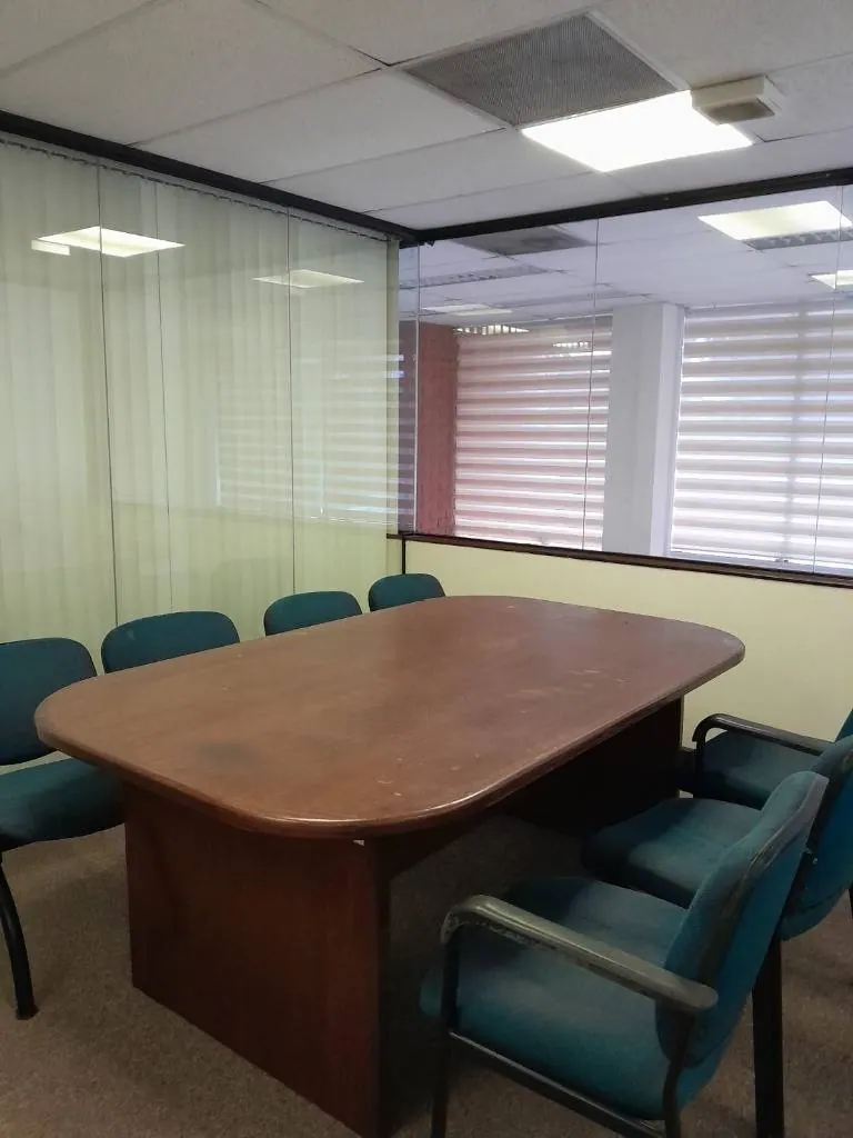 Oficina de 385,67 m² en alquiler en Torre Equipetrol, Av. San Martín: foto 11 de 13