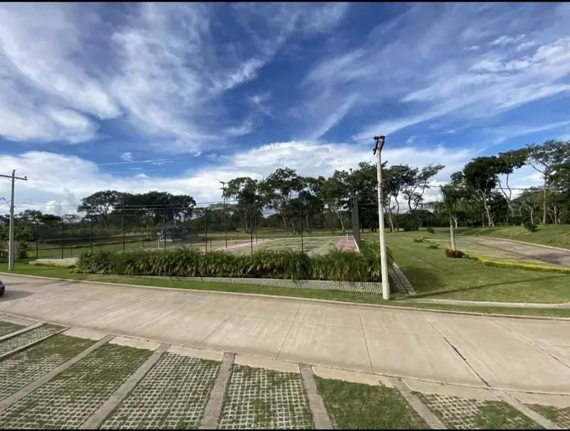 445.23 m² lot for sale in Las Palmas del Urubó III: foto 6 de 6