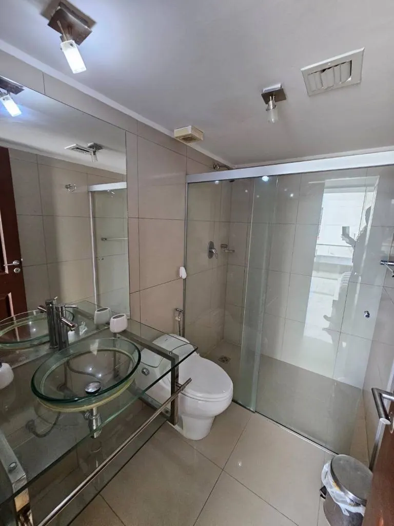 Furnished 2-bedroom apartment for rent in Equipetrol: foto 25 de 29