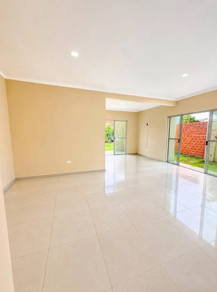 One-story corner house for sale in Valle Sánchez 2, Warnes: foto 6 de 7