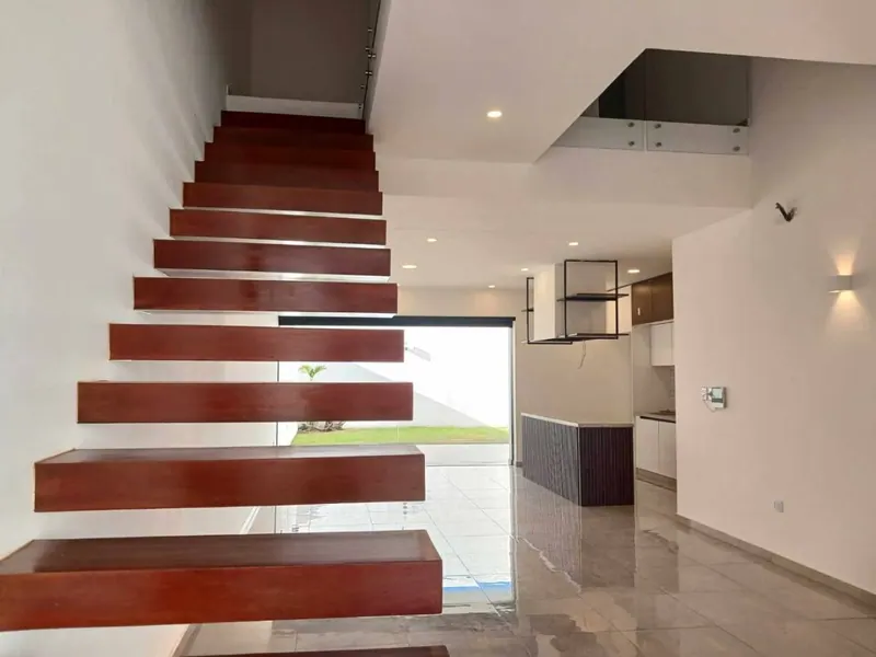 Casa de 3 dormitorios en venta en el 3.er Anillo, Zona Este: foto 8 de 23