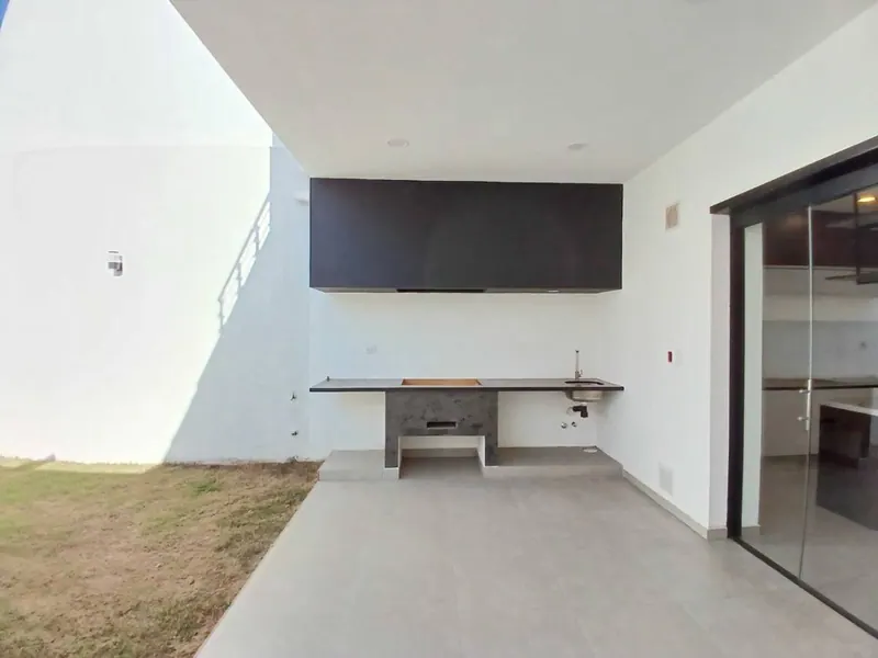 Casa de 3 dormitorios en venta en el 3.er Anillo, Zona Este: foto 22 de 23