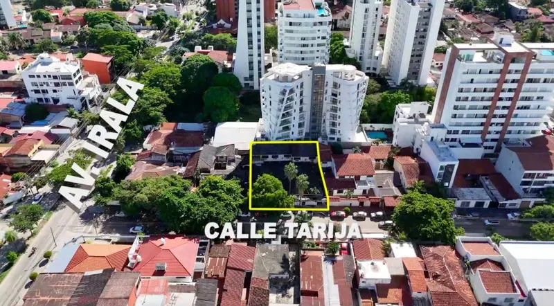 Casa de 633 m² con uso de suelo mixto en venta en el Centro