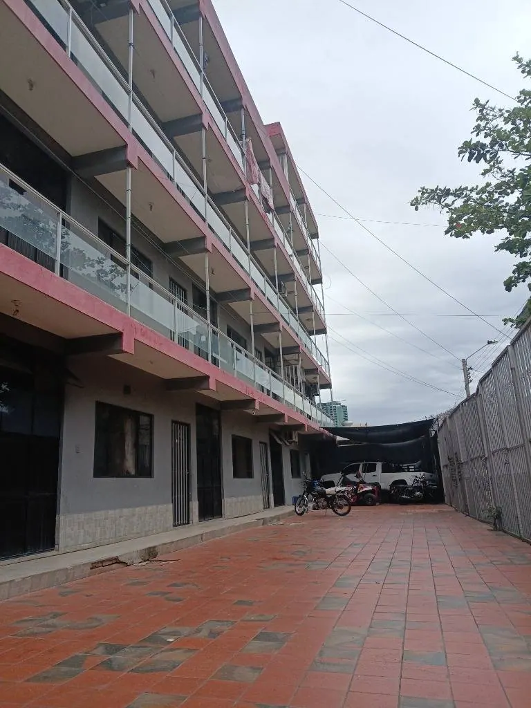 Building with 17 apartments for sale in Equipetrol, 492.87 m²: foto 4 de 4