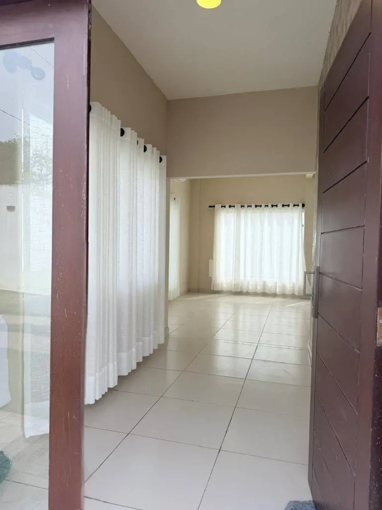 Casa de 4 dormitorios con piscina en venta en Olivos de Urubó: foto 8 de 22