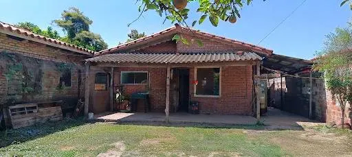 Casa de 4 dormitorios en venta en el barrio Naranjal, Zona Este: foto 1 de 13