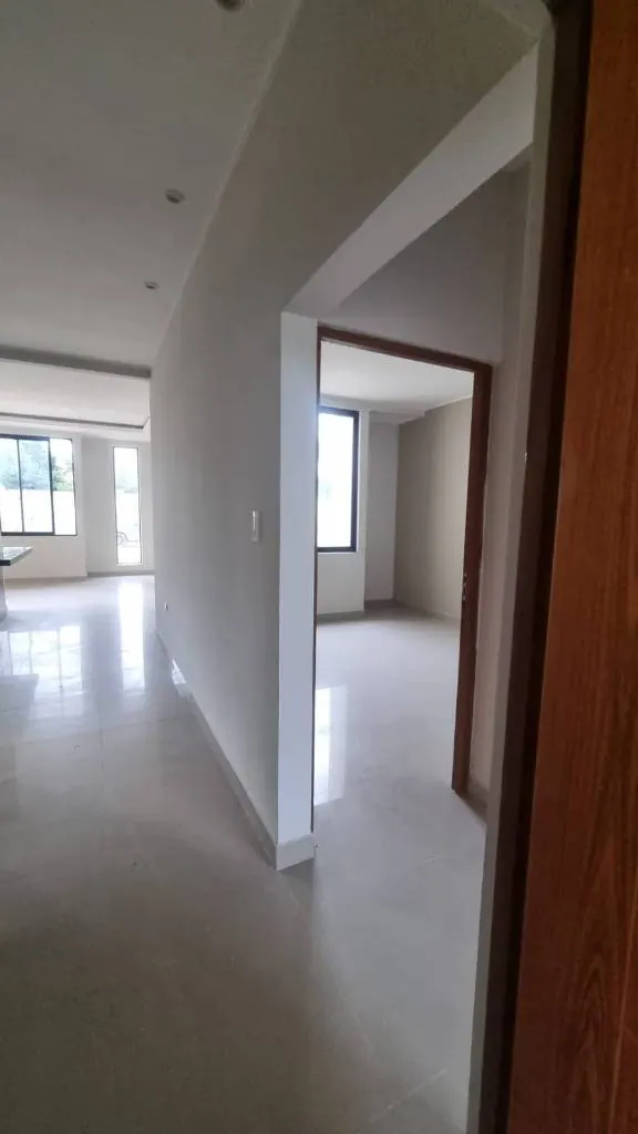 Casa de 3 dormitorios en venta en Urubó Oasis, urbanización cerrada: foto 8 de 16