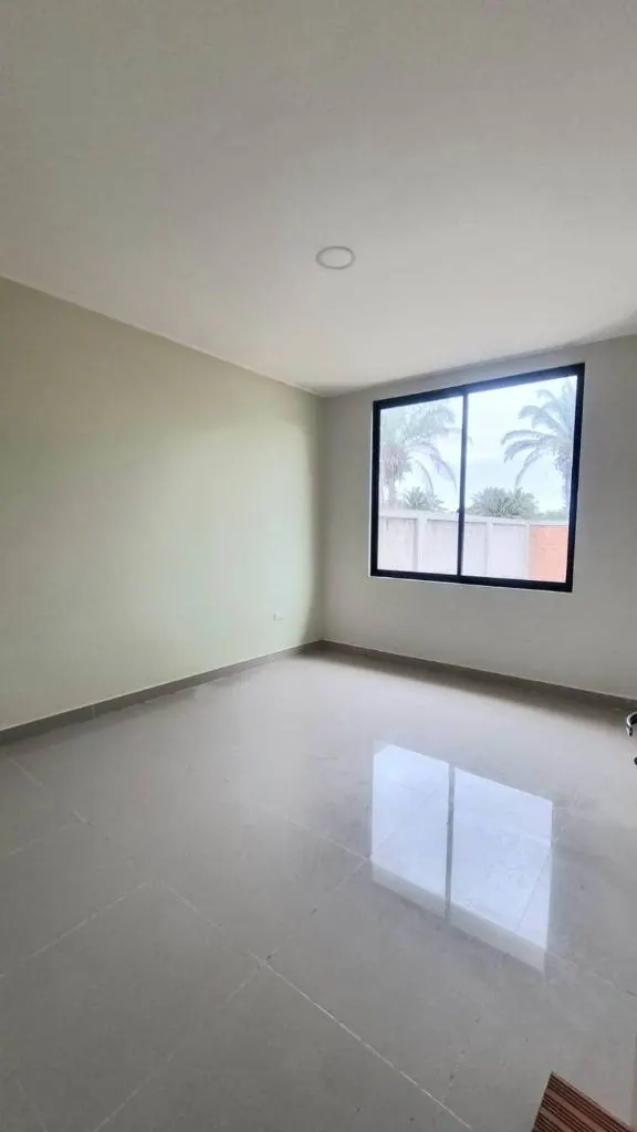 Casa de 3 dormitorios en venta en Urubó Oasis, urbanización cerrada: foto 15 de 16