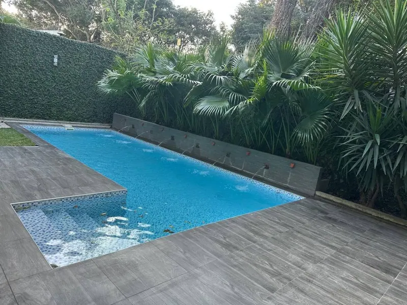 Casa de 5 suites en venta en el condominio Costa Brava, Av. Piraí: foto 4 de 24