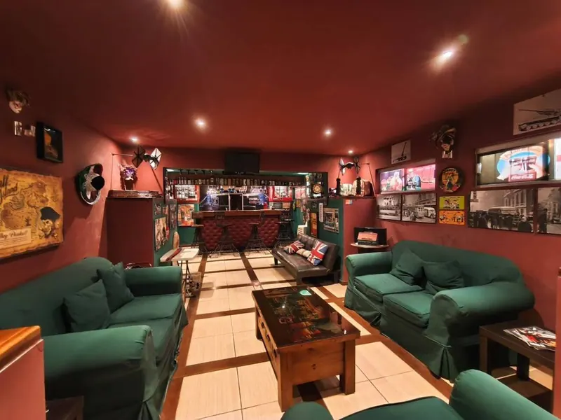 Casa de 5 suites en venta en el condominio Costa Brava, Av. Piraí: foto 10 de 24