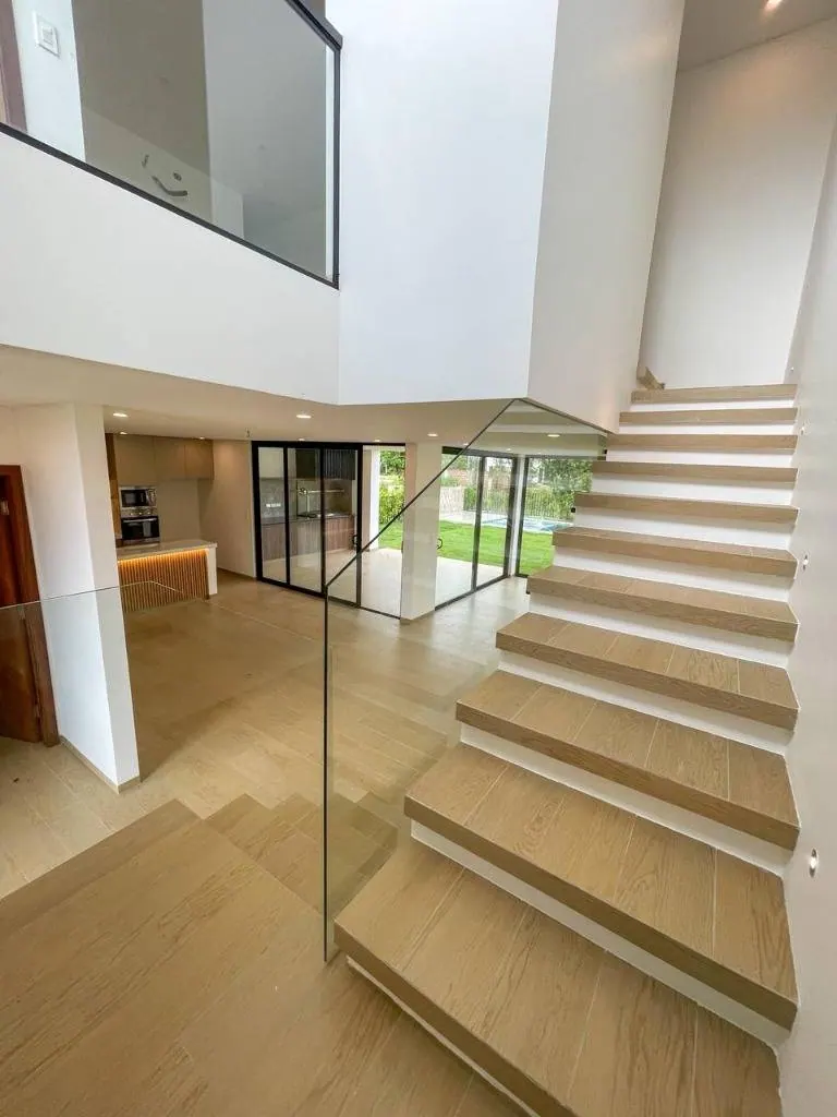 Brand-new 4-bedroom house for sale in Mar Adentro, Urubó: foto 11 de 29
