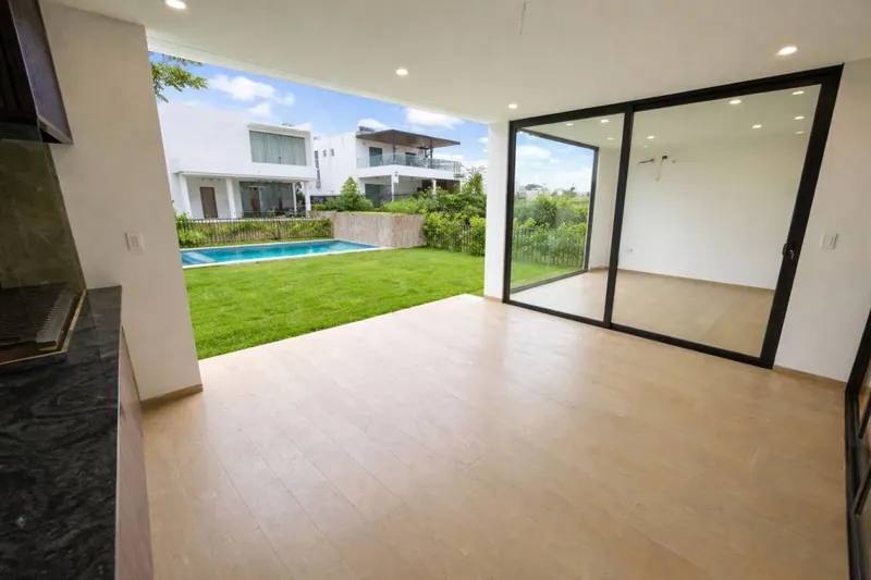 Brand-new 4-bedroom house for sale in Mar Adentro, Urubó: foto 23 de 29
