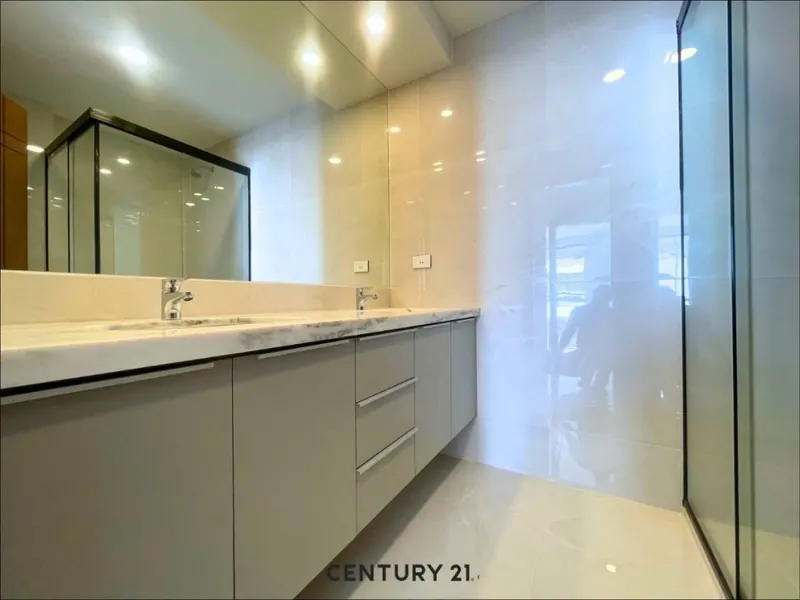 Casa de 3 dormitorios en alquiler en el condominio Turmalina IV: foto 10 de 15