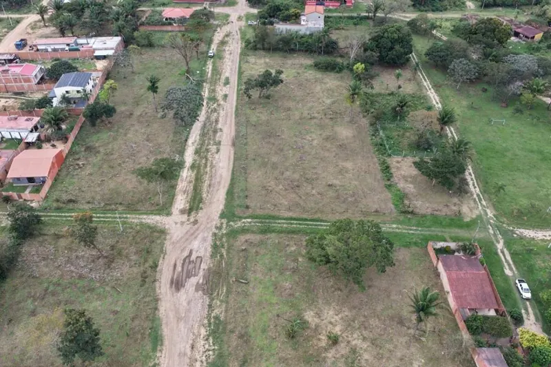 Terreno en esquina de 2.193 m² en venta en la doble vía La Guardia: foto 1 de 3