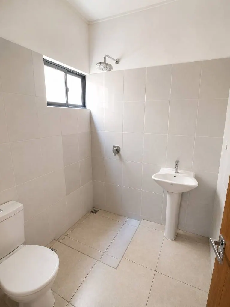 Brand-new 3-bedroom house for sale in the Victoria development: foto 10 de 12