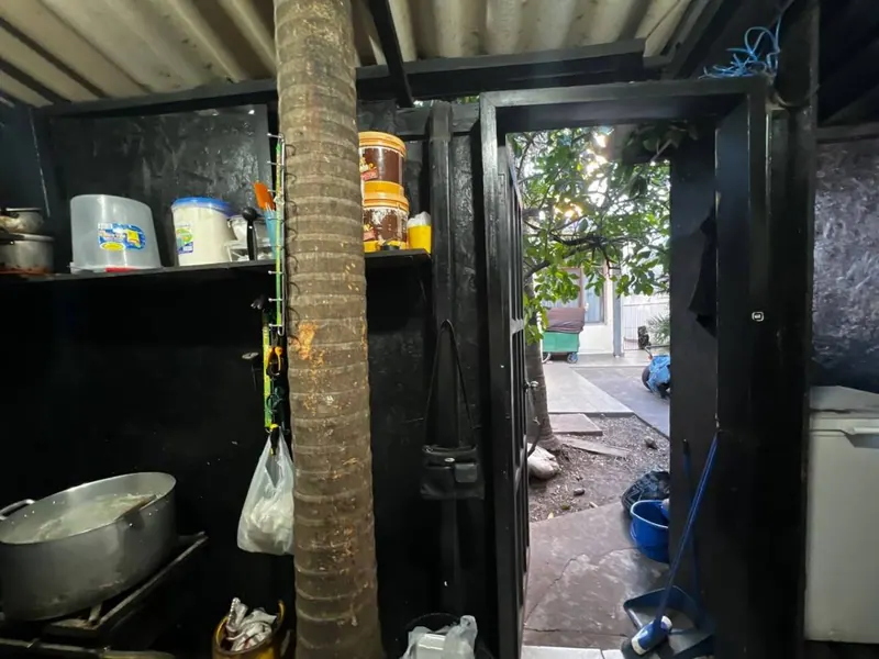 7 m² commercial space for rent on Av. Velarde, South Zone: foto 5 de 9