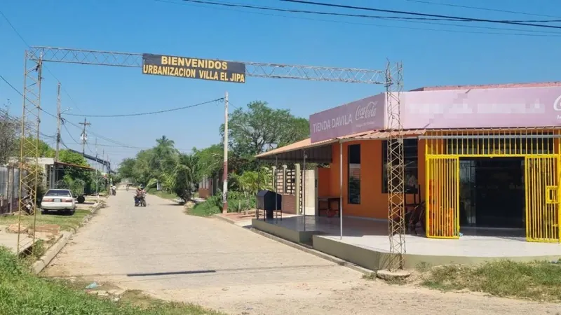 Terreno de 435,28 m² en venta en Villa El Jipa, Warnes: foto 2 de 2