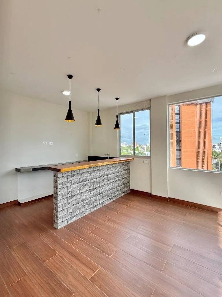Departamento amoblado de 2 dormitorios en venta en Equipetrol: foto 7 de 18