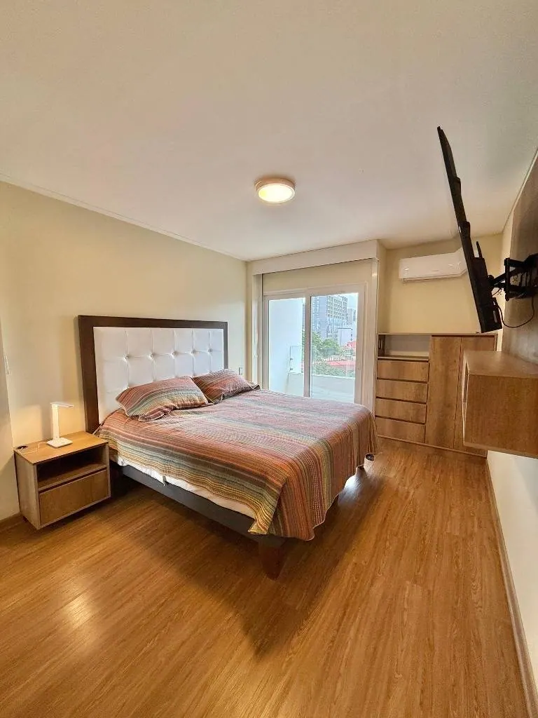 Departamento amoblado de 2 dormitorios en venta en Equipetrol: foto 12 de 18