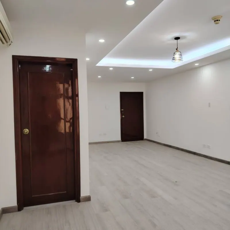 Oficina de 40,59 m² en alquiler en Torres CAINCO, Centro: foto 2 de 5