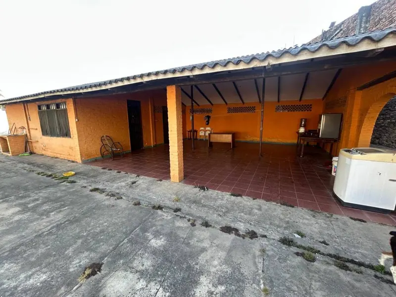 Local comercial de 246 m² en venta en Montero