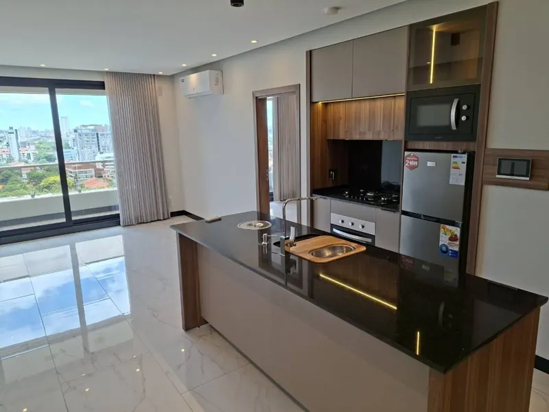 Departamento de 1 dormitorio con escritorio en alquiler en Sky Moon: foto 4 de 15