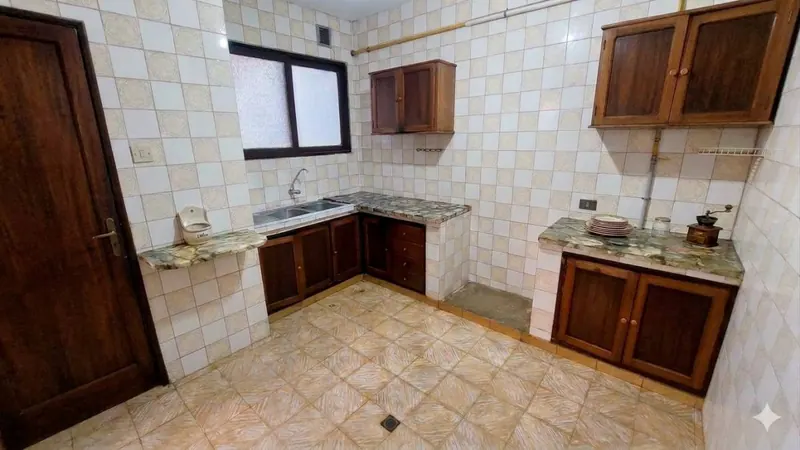 265 m² house for sale on Av. Charcas, commercial use: foto 8 de 20