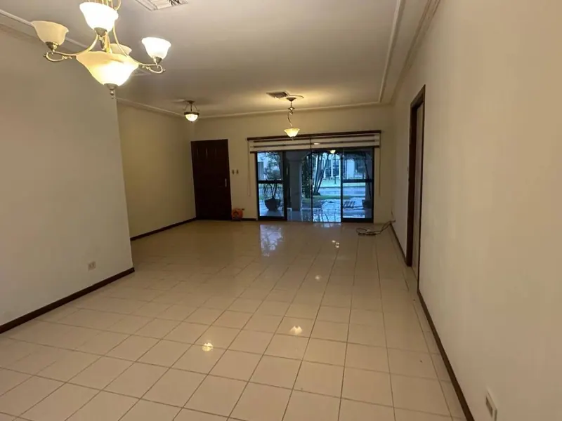 Casa de 3 dormitorios en venta en el condominio La Hacienda 1: foto 5 de 35