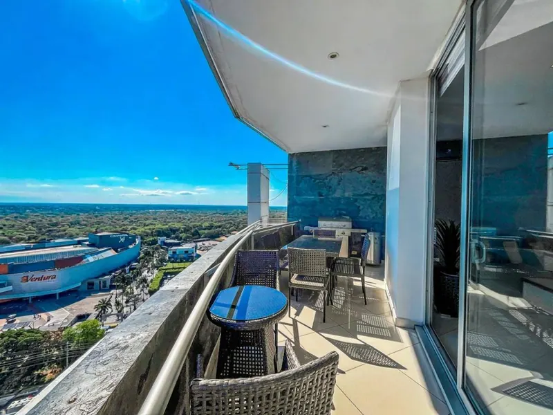 Penthouse amoblado de 3 dormitorios en venta en Platinium I: foto 13 de 17
