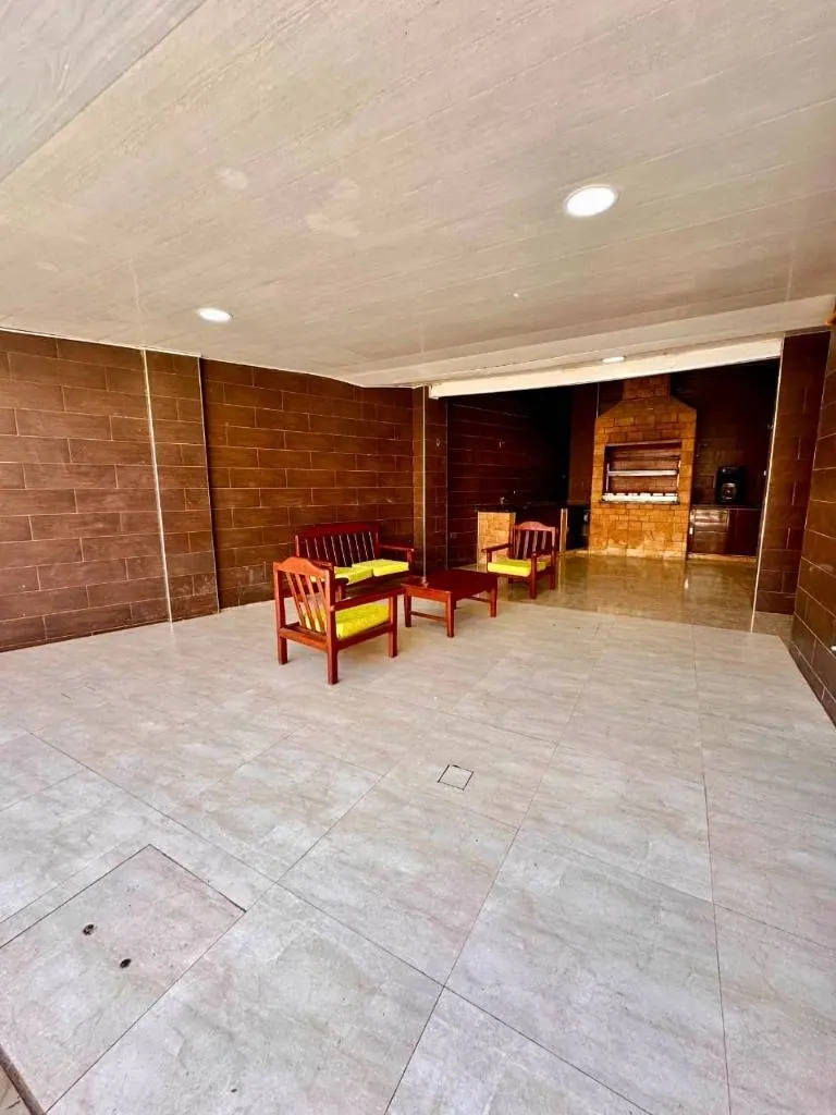 4-bedroom house with pool for sale on Av. Beni: foto 15 de 15