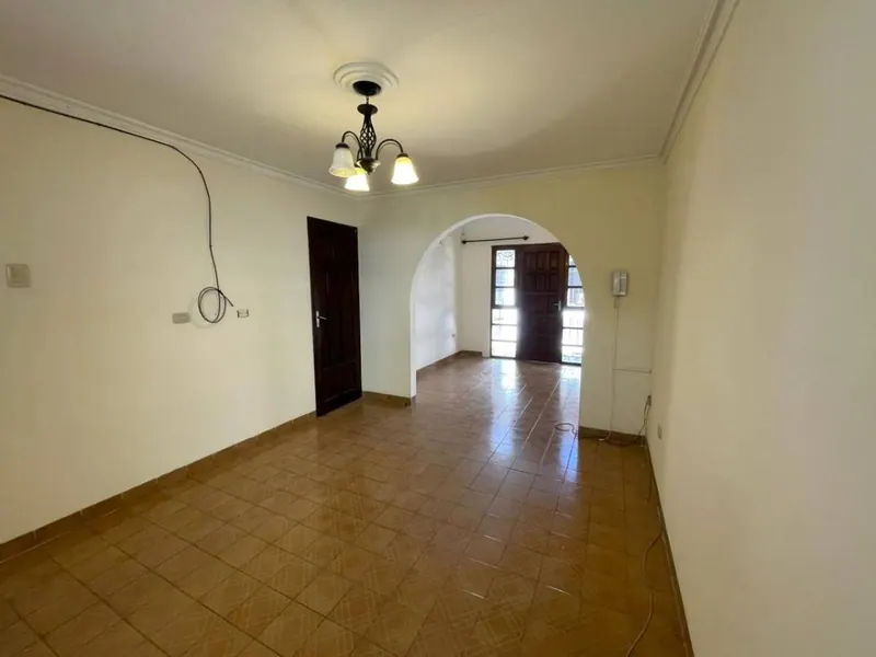 Casa de 3 dormitorios en venta en el barrio Urbari, 450 m²: foto 15 de 18