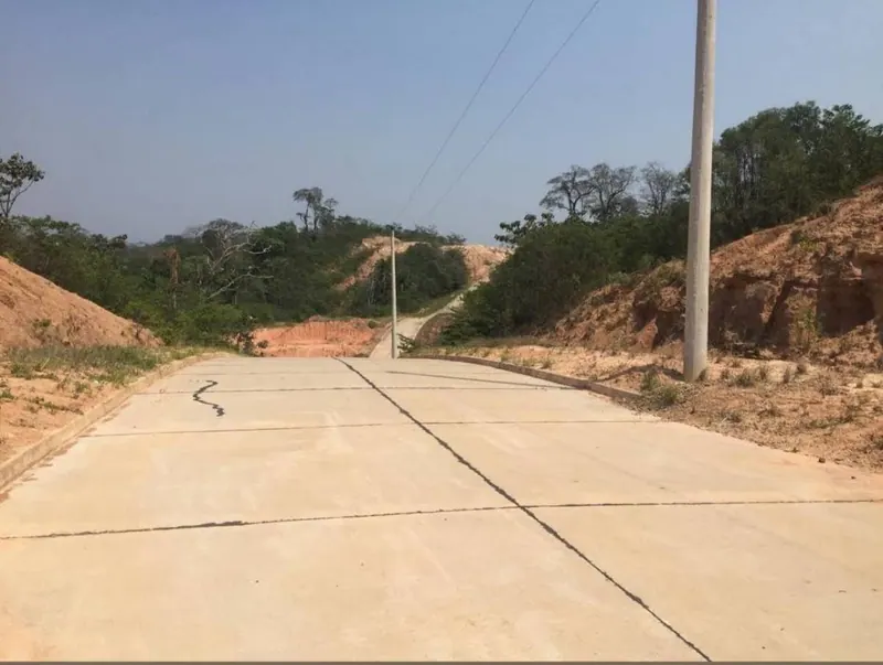 480 m² lot for sale in the Tierra Santa development, Urubó: foto 9 de 10