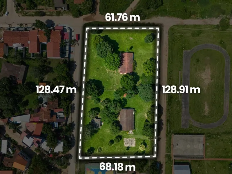 Terreno de 8.999 m² en venta en la Zona Sur: foto 4 de 4