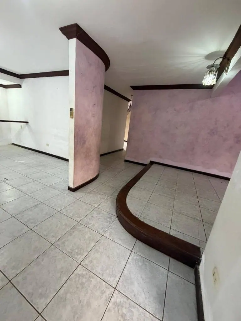 4-bedroom house for sale in the North Zone, 408.18 m² lot: foto 3 de 9