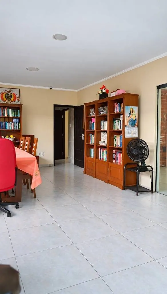Terreno de 600 m² en venta en la Zona Este, Av. Brasil y 2.º Anillo: foto 7 de 10