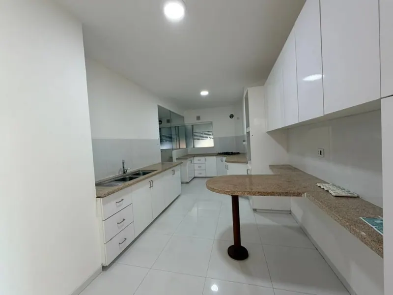 3-bedroom apartment for sale in the Horizontes building: foto 4 de 10