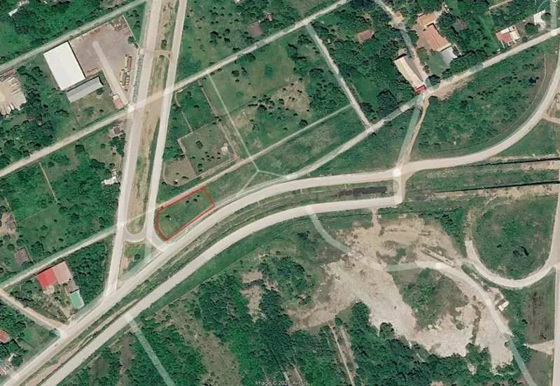 2,010 m² country property for sale in the North Zone, on an avenue: foto 10 de 10